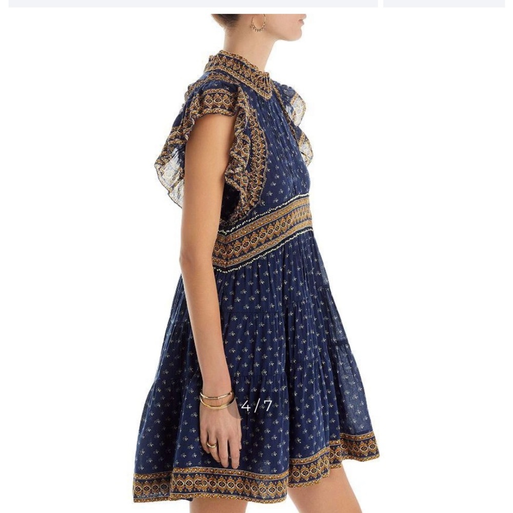 Beautiful Dress in Navy and Gold—get ready for compliments! - Picture 7 of 15